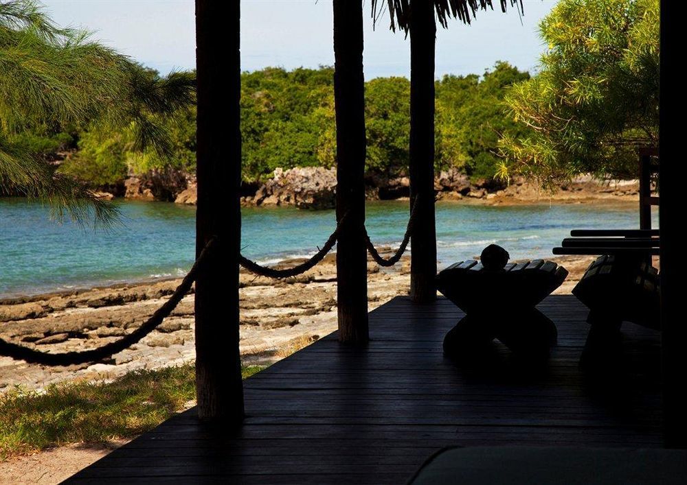 Azura Quilalea Island Hotel ภายนอก รูปภาพ